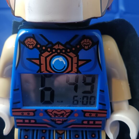 Lego Legends of Chima Laval Blue Minifigure Kids Bedroom Digital Alarm Clock 9" - Picture 3 of 10
